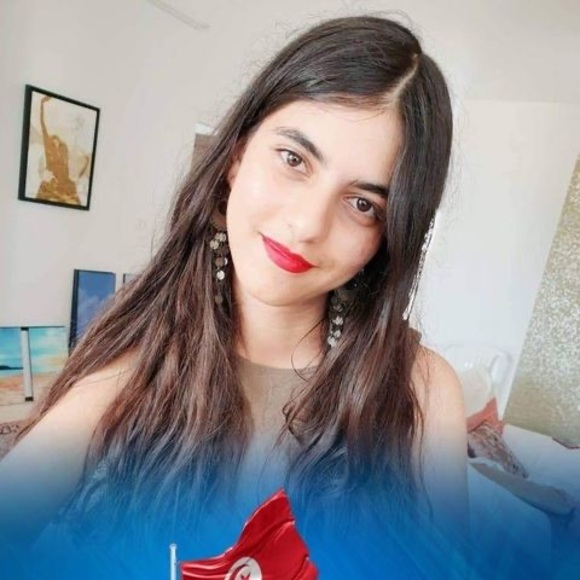 Meet your Posher, Afef - Picture 1 of 1